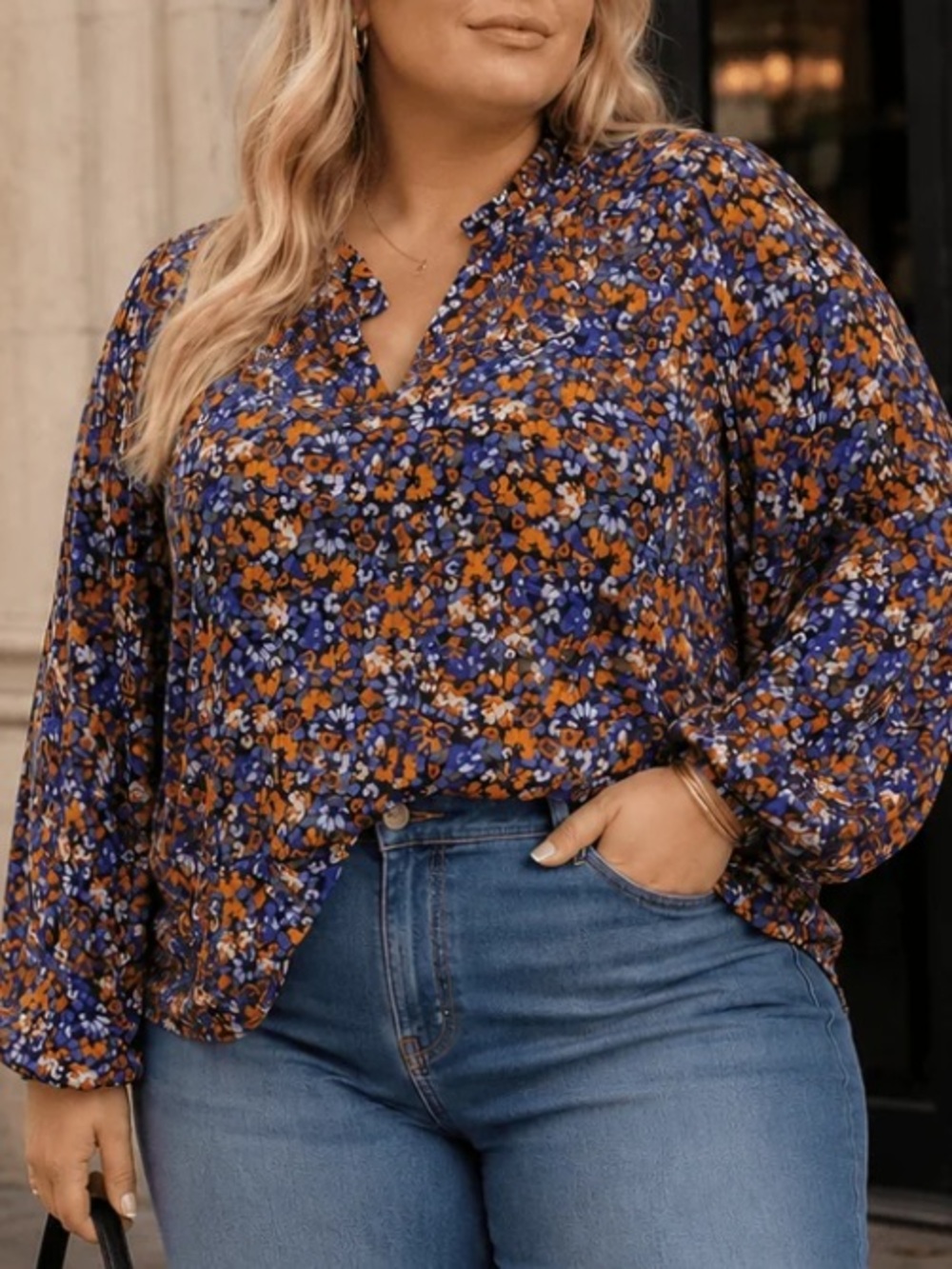 Long Sleeve V-neck Floral Print Blouse